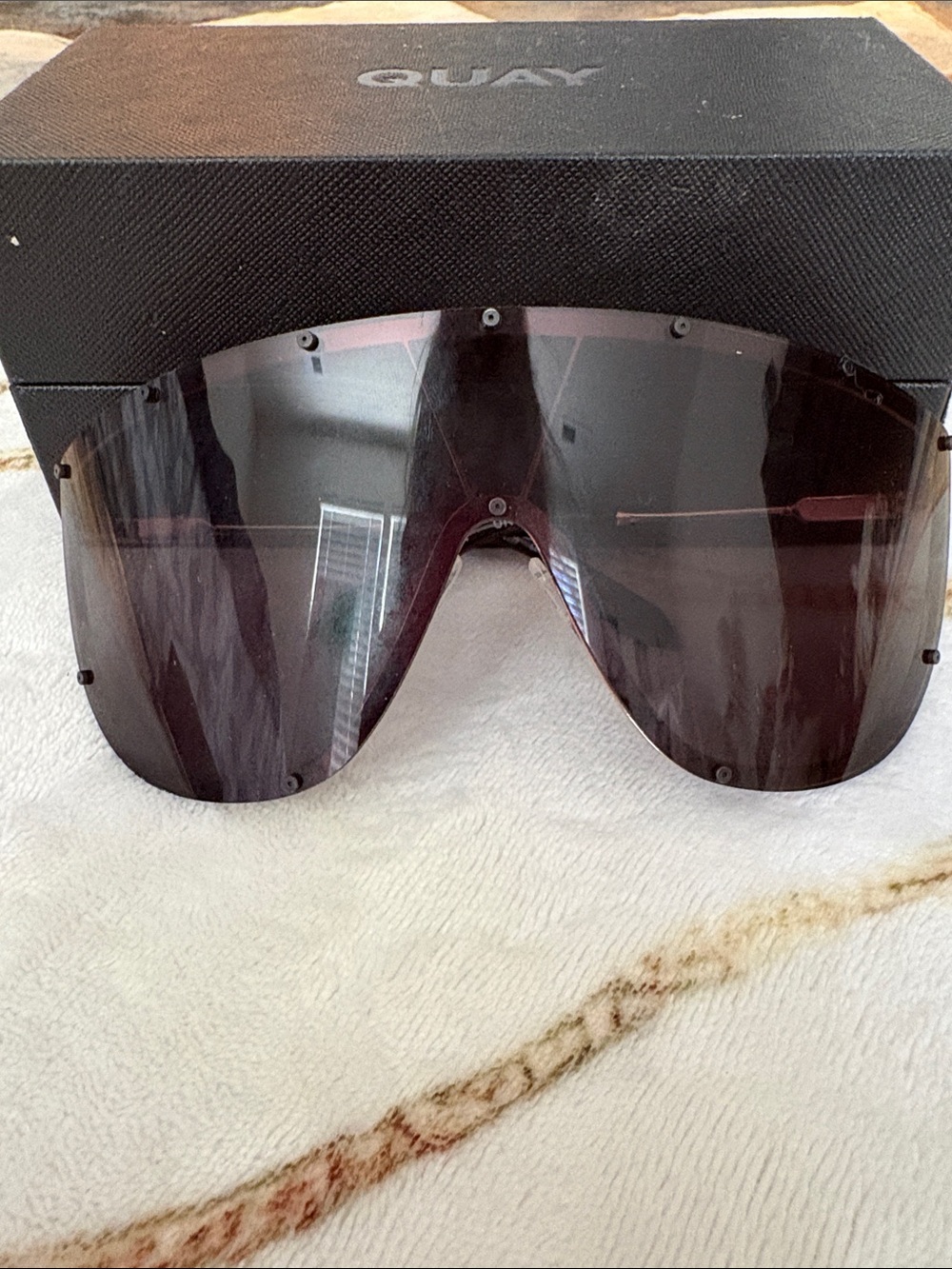 Quay Australia Black Cat-Eye Face Shield Sunglasses with Subtle Gold Accents
